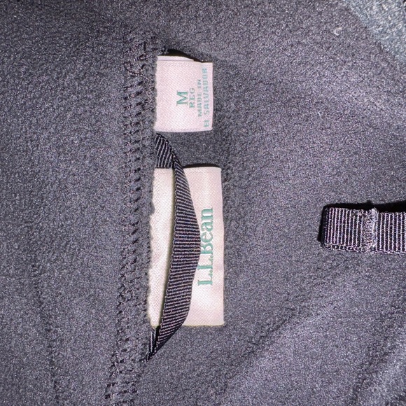 L.L. Bean Charcoal Fleece Pullover - Picture 2 of 2